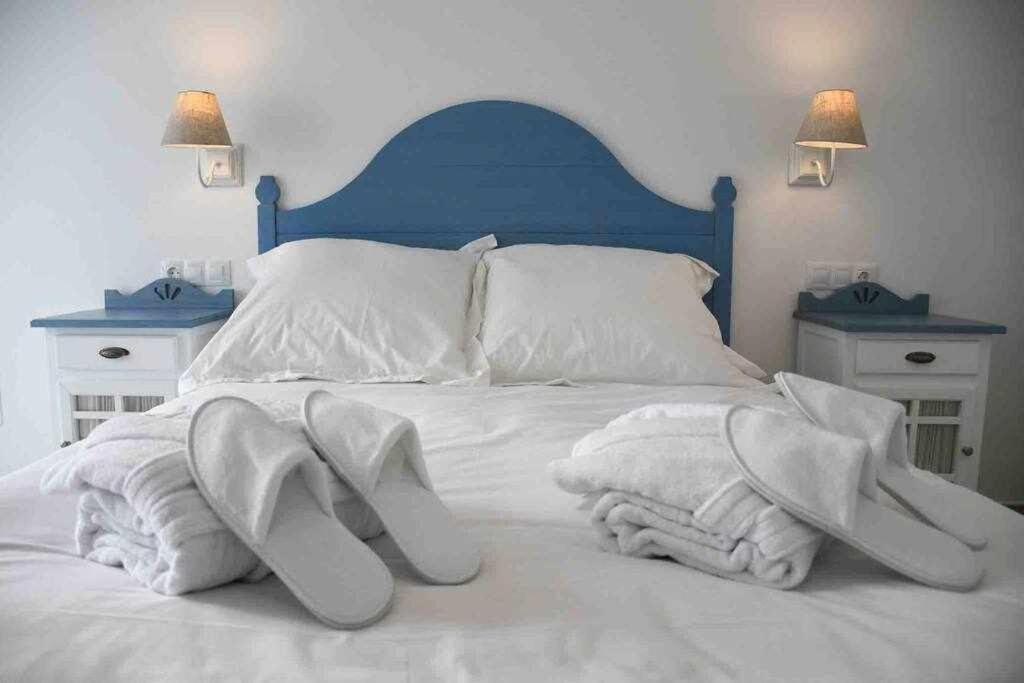 X C Apartamentos Morales & Arnal Ρόντα Εξωτερικό φωτογραφία